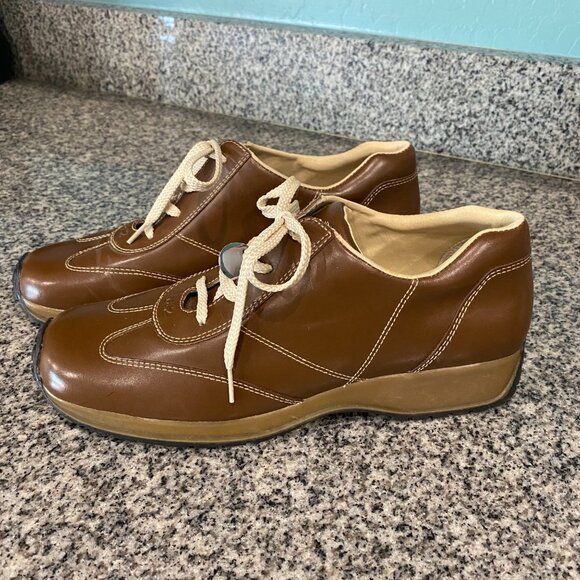 Anne Klein AK2 Brown Leather Lace Up Driving Sneaker Size 8M - Picture 3 of 11